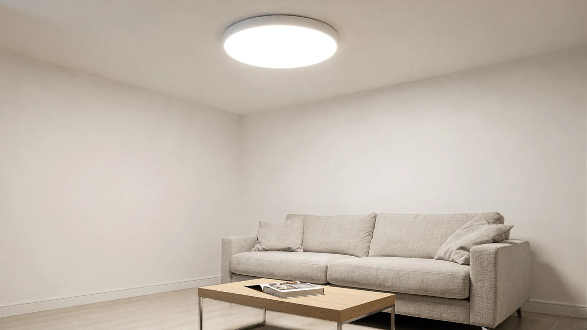 Deckenleuchte LED: Watt, Lumen und Abstrahlwinkel richtig wählen
