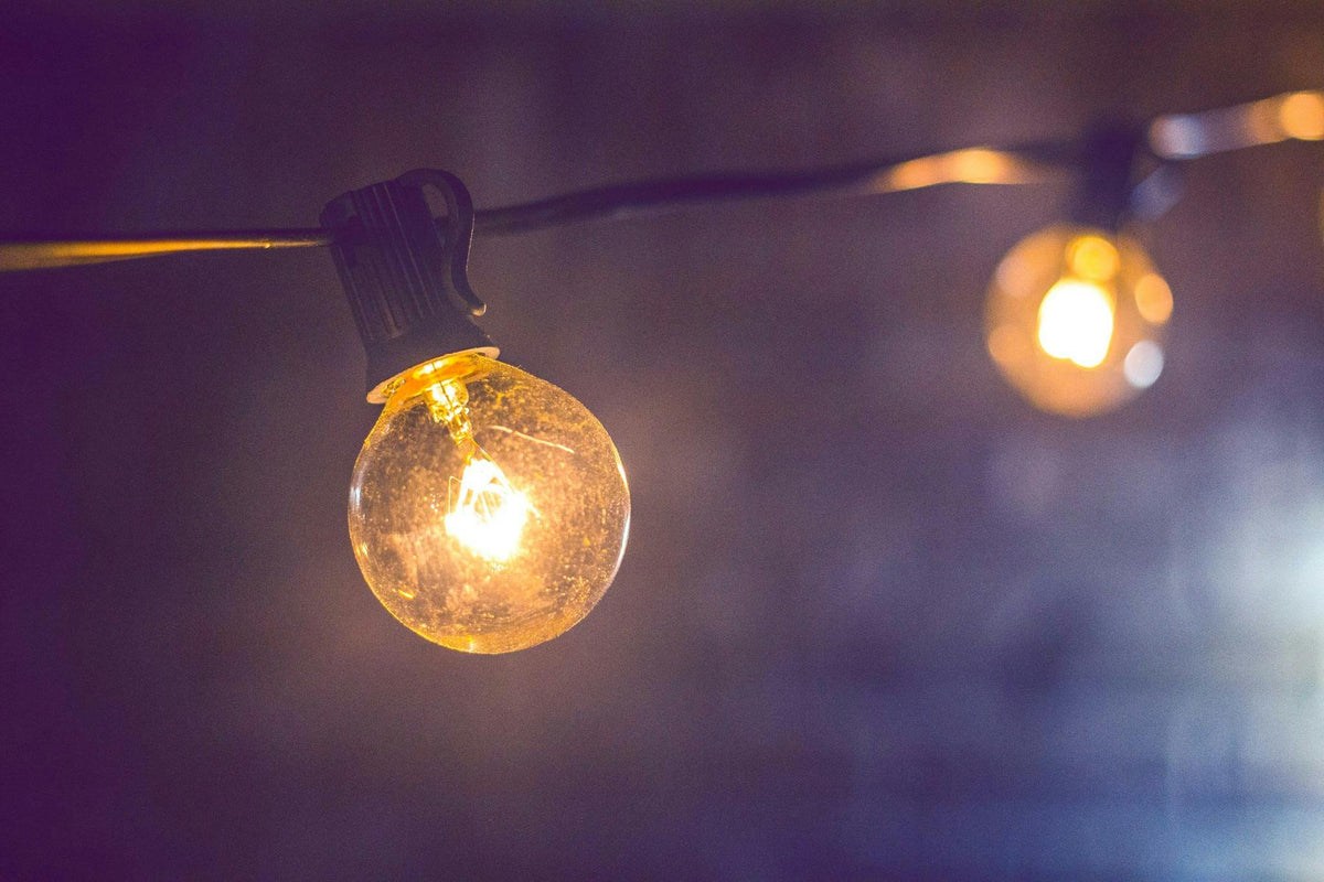 Flackernde Lampen: Was tun, wenn das Licht flackert?