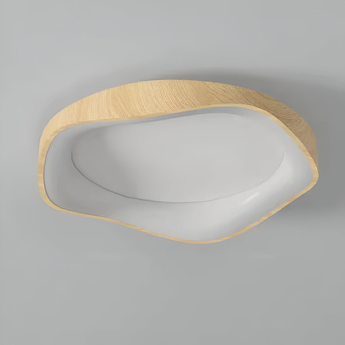 Lampada da soffitto in pizzo di legno