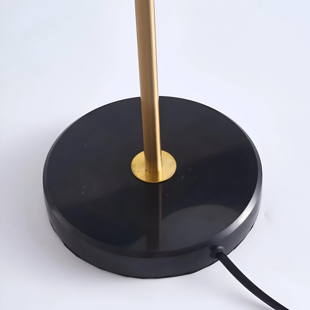 Lampe de table design Moderne Arto - BUYnBLUE