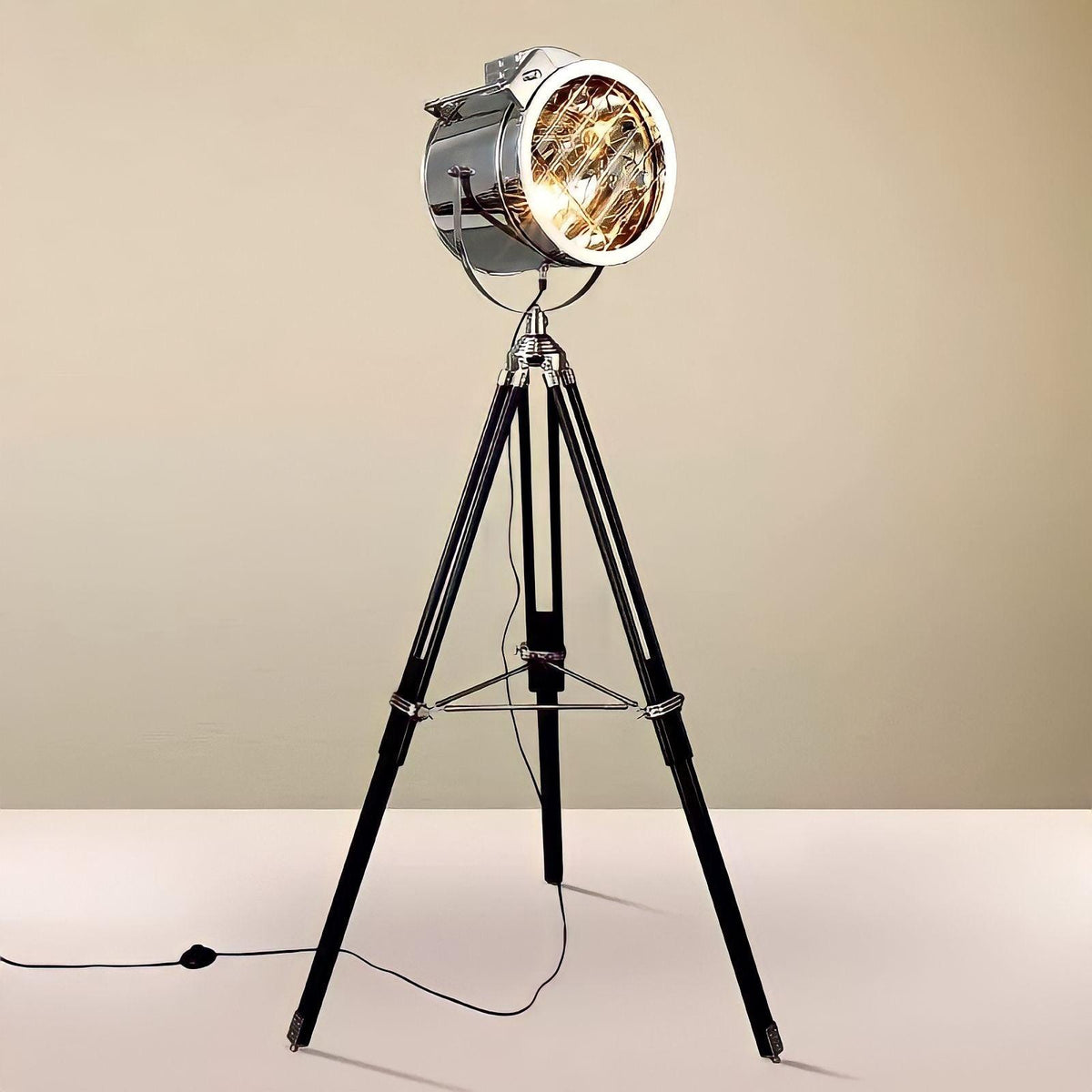 Stehlampe Movie Star - BUYnBLUE